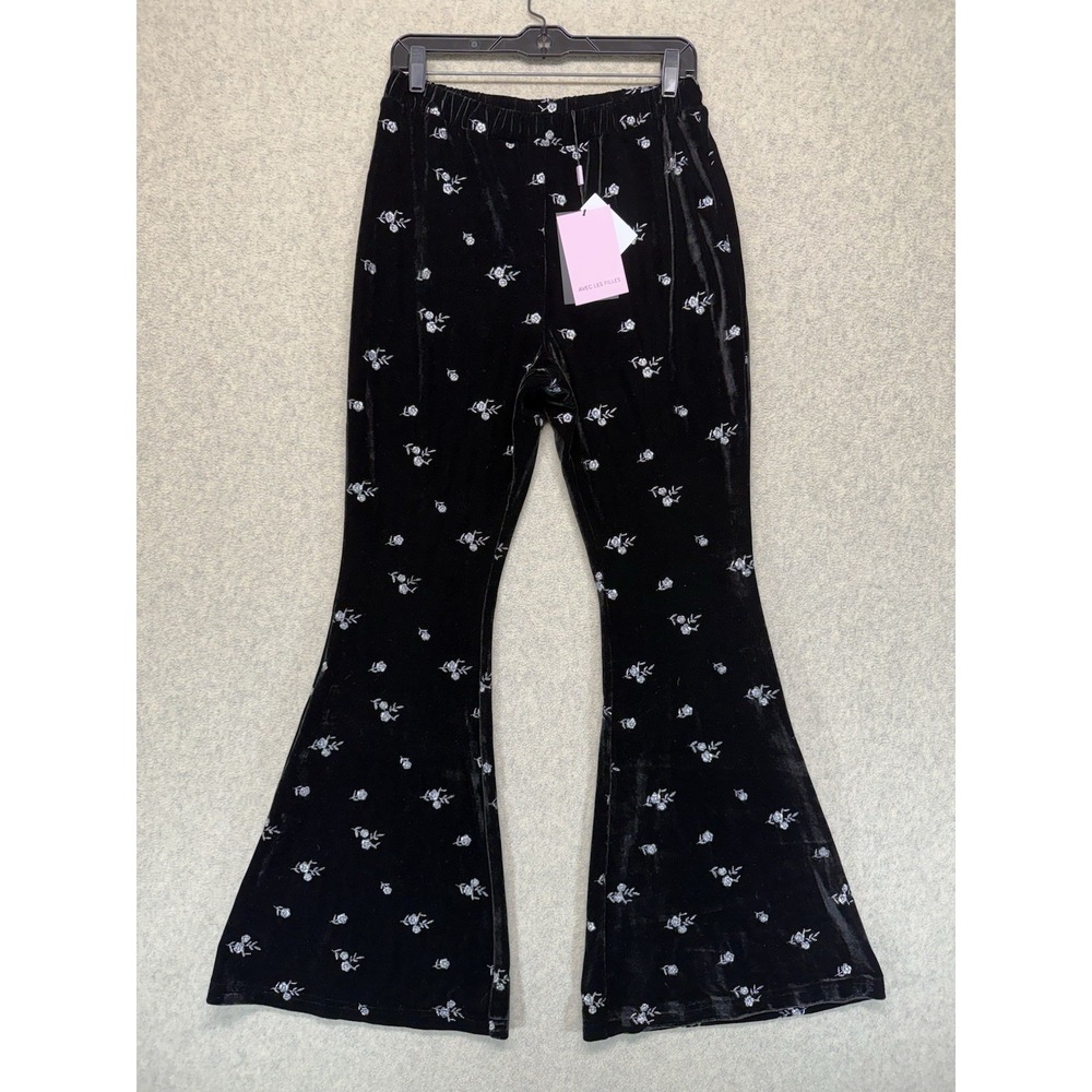 Avec Les Filles Velvet Floral Embroidered Flare Pants Black Size M NWT